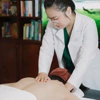 Dưỡng Sinh Home Spa & Massage Clinic Dr Quyên – Trị liệu cổ vai gáy Đà Nẵng